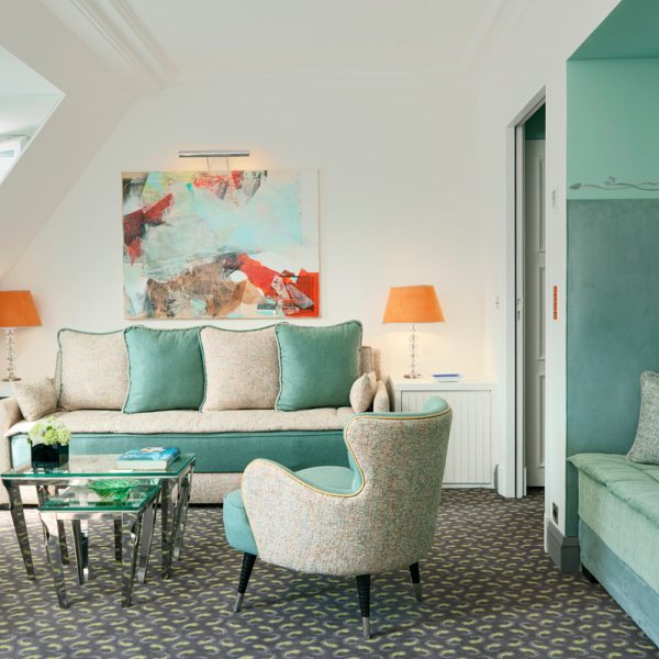 hotel-burgundy-paris-salon-suite-602.jpeg