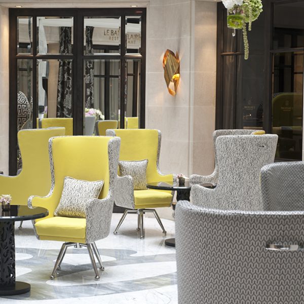 création de mobilier sur-mesure pour l'hôtel le Burgundy à Paris.